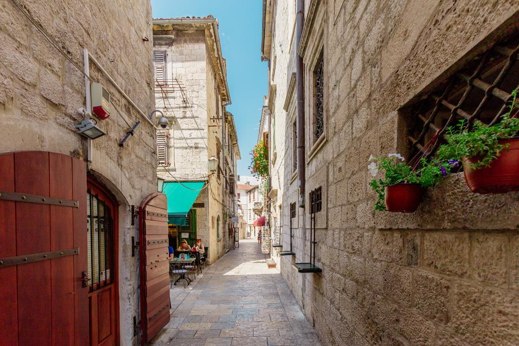 Old Town Museum Square Apartment コトル エクステリア 写真