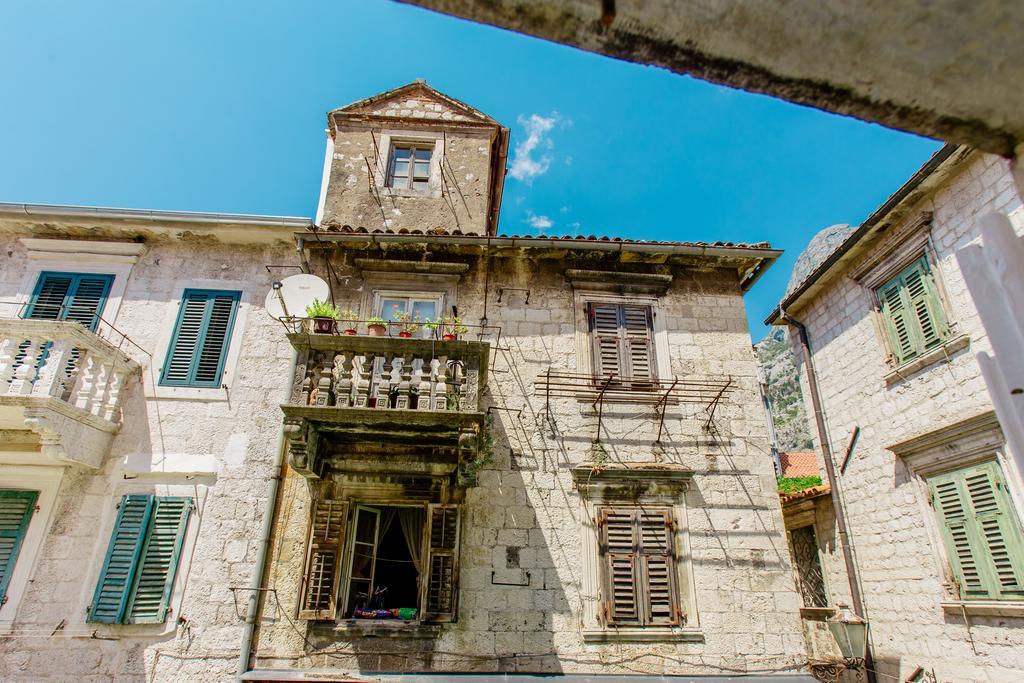 Old Town Museum Square Apartment コトル エクステリア 写真